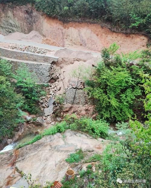【蓝山县封城区重症详情,蓝山县疫情防控电话】